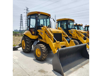 Kotrórakodó JCB 3CX
