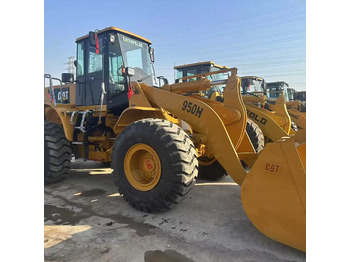 Gumikerekes homlokrakodó CATERPILLAR 950H
