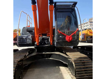 Kotrógép HITACHI ZX200