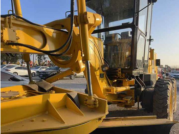 Gréder Japan Komatsu GD655 Motor Grader Cheap Price Komatsu Road Grader GD655 Good Condition in China: 4 kép.