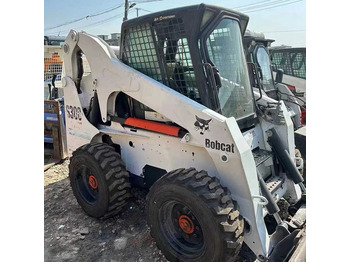 Mini homlokrakodó BOBCAT S300