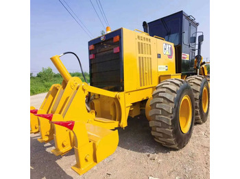 Gréder CATERPILLAR 140K
