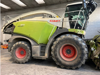 Önjáró szecskázógép CLAAS Jaguar 970