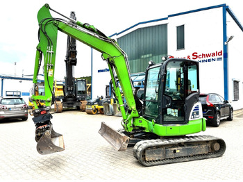 Minikotró KOMATSU PC55MR-5