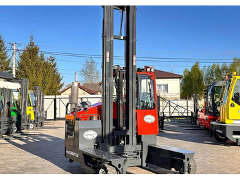 Négyutas tolóoszlopos targoncá Combilift COMBILIFT C4000 – TRIPLEX 9300 mm – Year 2017 – GAS – FREE LIFT – FORK SIDE SHIFT – CONDITION 5/5: 5 kép.