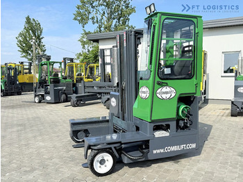 Négyutas tolóoszlopos targoncá Combilift Combilift C2500 / GAS / TRIPLEX 4900MM / FREE LIFT / ONLY 2446 HOURS / FORK POSITIONER / FULL CABIN / PERFECT CONDITION / Wide r: 3 kép. Négyutas tolóoszlopos targoncá Combilift Combilift C2500 / GAS / TRIPLEX 4900MM / FREE LIFT / ONLY 2446 HOURS / FORK POSITIONER / FULL CABIN / PERFECT CONDITION / Wide r: 3 kép.