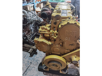 Motor - Kotrógép CATERPILLAR C15: 2 kép. Motor - Kotrógép CATERPILLAR C15: 2 kép.