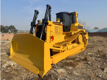 Buldózer CATERPILLAR D8R
