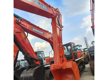 Kotrógép Hitachi Brand Zx210 Crawler Excavator  21tons Digger for Sale  Used Hitachi Zx200 210 350 Excavator in Stock on Sale: 2 kép.