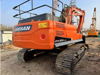 Lánctalpas kotró Used Digger DOOSAN DX300 Construction Machinery Construction Digger Used DOOSAN DX300 Cheap Excavator: 3 kép.