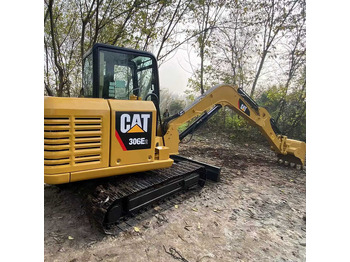 Minikotró CATERPILLAR 306E2