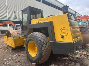 Talajtömörítő Used Heavy Construction Equipment BW217D Second Hand Road Rollers Used Machine Hot Sale: 3 kép. Talajtömörítő Used Heavy Construction Equipment BW217D Second Hand Road Rollers Used Machine Hot Sale: 3 kép.