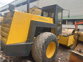 Talajtömörítő Used Heavy Construction Equipment BW217D Second Hand Road Rollers Used Machine Hot Sale: 4 kép. Talajtömörítő Used Heavy Construction Equipment BW217D Second Hand Road Rollers Used Machine Hot Sale: 4 kép.