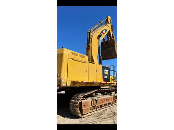 Lánctalpas kotró CATERPILLAR 390F: 2 kép.