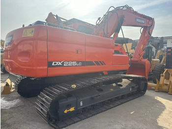 Lánctalpas kotró DOOSAN DX225LC