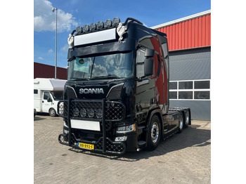 Nyergesvontató SCANIA R
