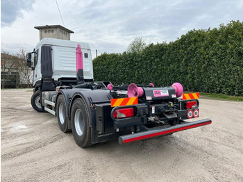 Horgos rakodó teherautó IVECO STRALIS X-WAY 510 TRAKKER SCARRABILE: 4 kép.