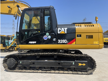 Lánctalpas kotró CATERPILLAR 320D2: 2 kép.