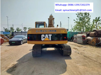 Lánctalpas kotró Caterpillar 320C: 4 kép.