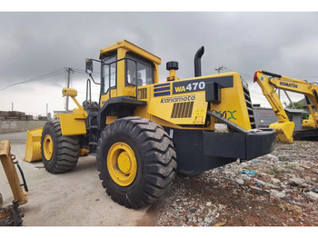 Gumikerekes homlokrakodó KOMATSU WA470