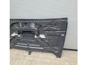 Motorháztető - Teherautó ATRAPA MASKA DAF XF 106 ORYGINAŁ 1835730 CHWALIM116: 2 kép.