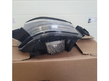 Karosszéria és külső - Teherautó LAMPA LED RENAULT RANGE T GAMA EVO ORYGINAŁ RH L351645 CHWALIM116: 4 kép.