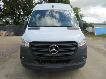 Mercedes-Benz Sprinter 317cdi - A2H2 lízing Mercedes-Benz Sprinter 317cdi - A2H2: 2 kép.