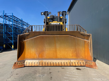 Buldózer CAT Bulldozer D9R Click for Discount: 3 kép. Buldózer CAT Bulldozer D9R Click for Discount: 3 kép.