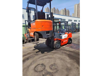 HELI 3.5Ton Forklift Click Here for Discount lízing HELI 3.5Ton Forklift Click Here for Discount: 2 kép. HELI 3.5Ton Forklift Click Here for Discount lízing HELI 3.5Ton Forklift Click Here for Discount: 2 kép.