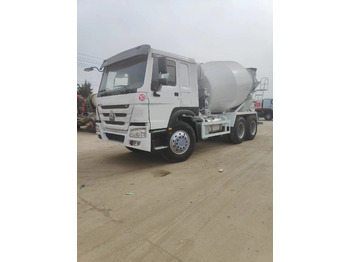 Betonmixer SINOTRUK HOWO