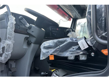 Új Nyergesvontató SINOTRUK Howo Truck Price - 400hp 10 Wheeler for Sale In Cameroon: 3 kép.