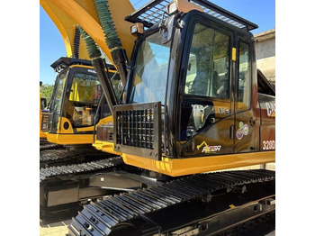 Lánctalpas kotró CATERPILLAR 320D