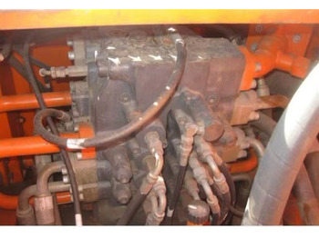 Lánctalpas kotró 2023 Doosan DH225-7: 4 kép.