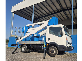Emelő Usado SOCAGE DA320 sobre NISSAN CABSTAR 35.12: 2 kép.