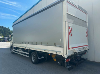 Ponyvás teherautó DAF LF 290 8Gang  Webasto AHK Bär-LBW: 3 kép.
