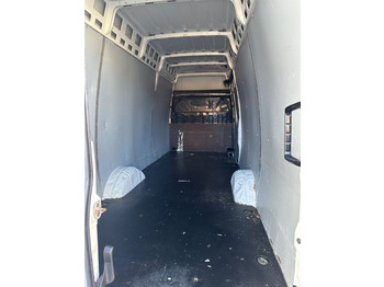 Furgon Iveco Daily 35S14 MAXI L4H3 HiMatic: 5 kép.