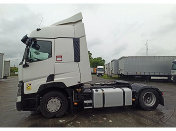 Renault T lízing Renault T: 4 kép. Renault T lízing Renault T: 4 kép.