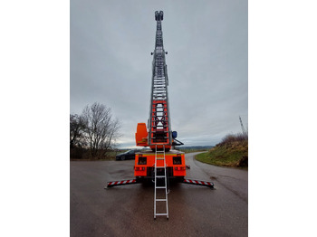 Tűzoltóautó MAN L2000 14.284 4x2 / Iveco Magirus DLK 23-12 CS: 5 kép.