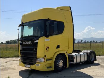 Nyergesvontató SCANIA R 450