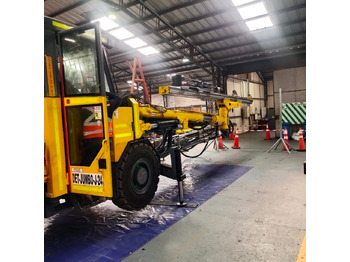 Irányított fúrógép EPIROC