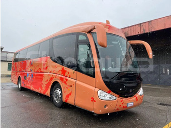 Távolsági busz SCANIA Irizar