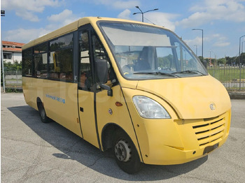 Iskolabusz IVECO