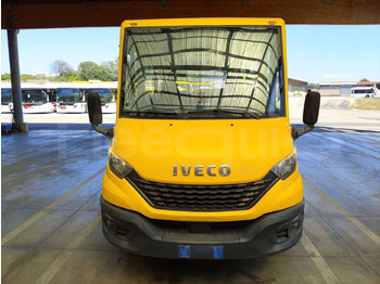 Iskolabusz IVECO