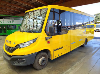Iskolabusz Iveco Indcar: 4 kép.