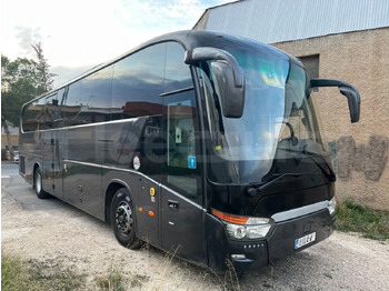 Távolsági busz KING LONG