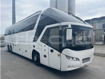 Távolsági busz NEOPLAN