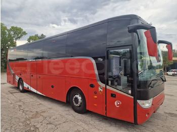 Távolsági busz VAN HOOL