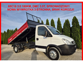Billenőplatós kisteherautó IVECO