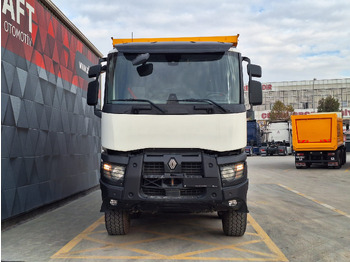 Billenőplatós teherautó RENAULT K 520: 2 kép.