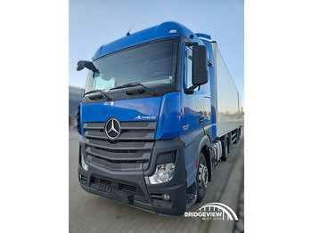 Nyergesvontató MERCEDES-BENZ Actros 1842